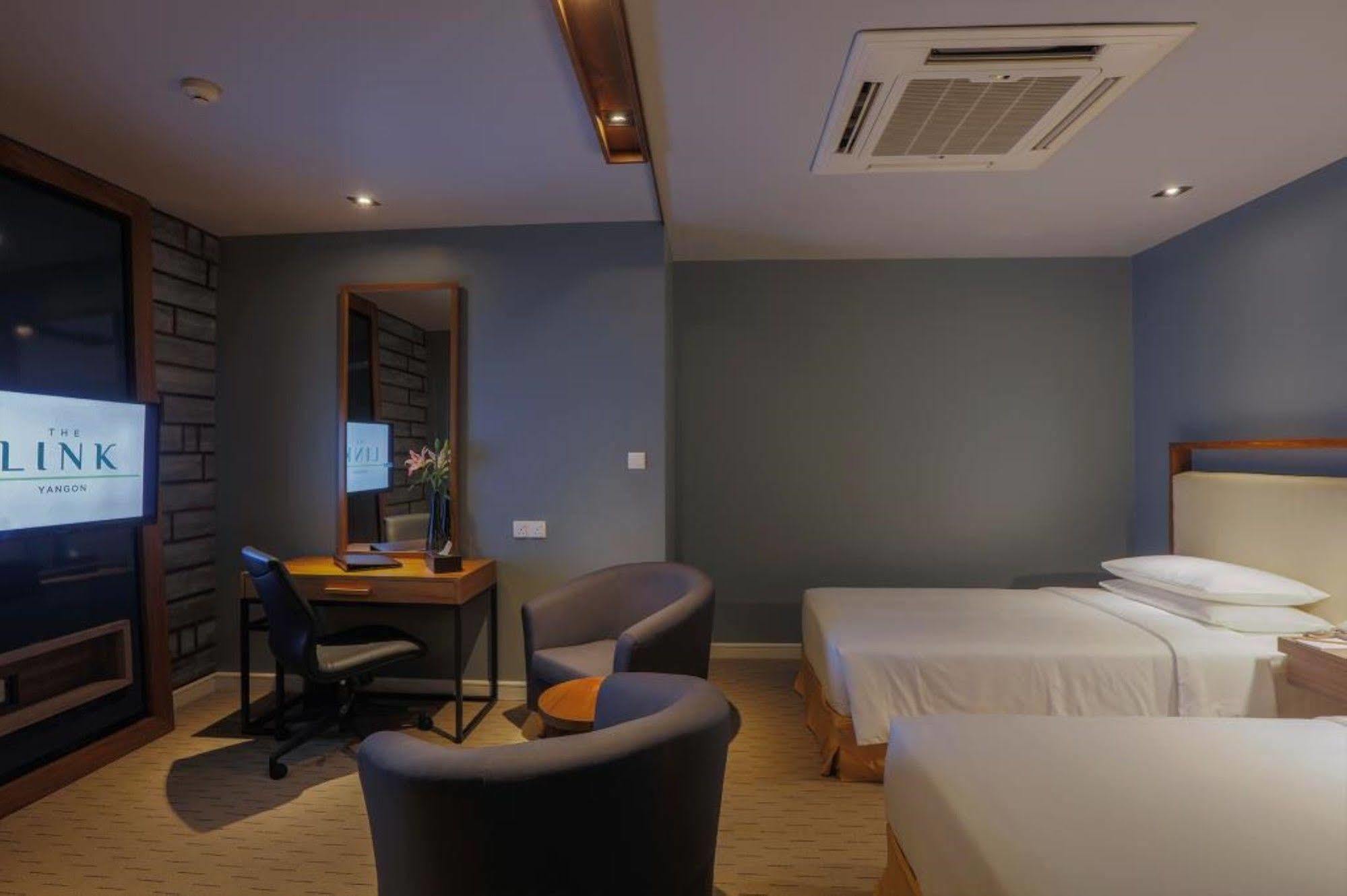 The Link Yangon Boutique Hotel Εξωτερικό φωτογραφία